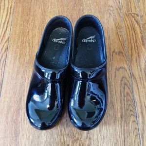 Dansko Shiney Black Clogs